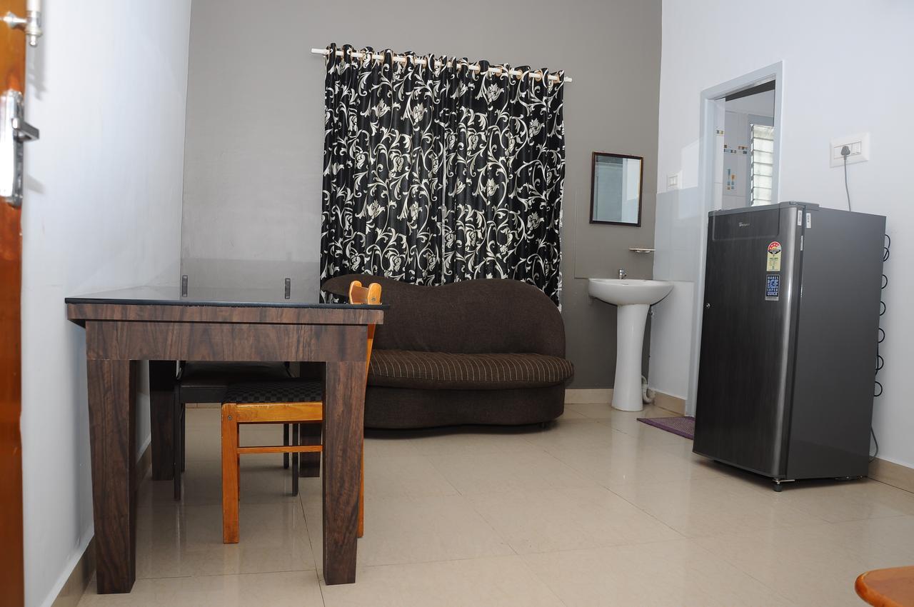 Modern Villa Chennai Exterior foto